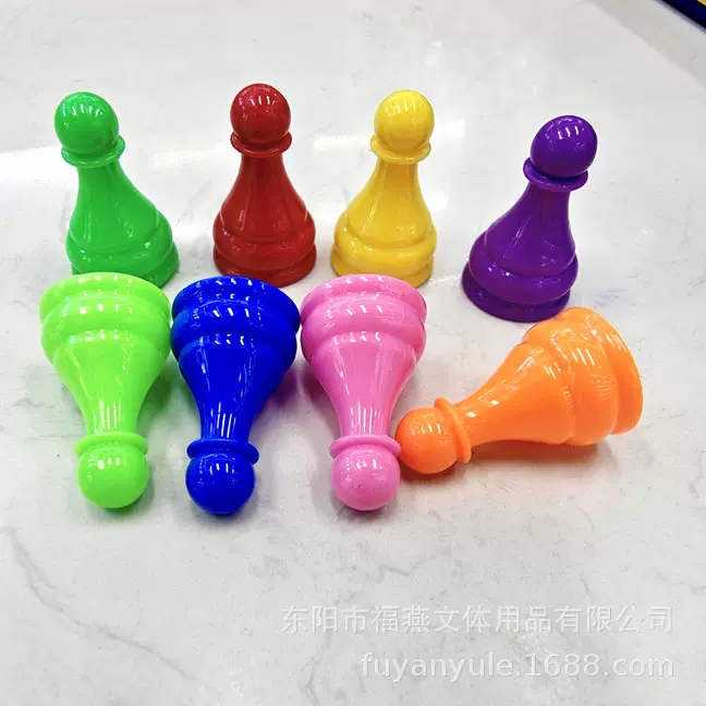 工厂批发35MM棋子塑料跳棋子塑料棋子游戏飞行棋蛇棋儿童玩具配件