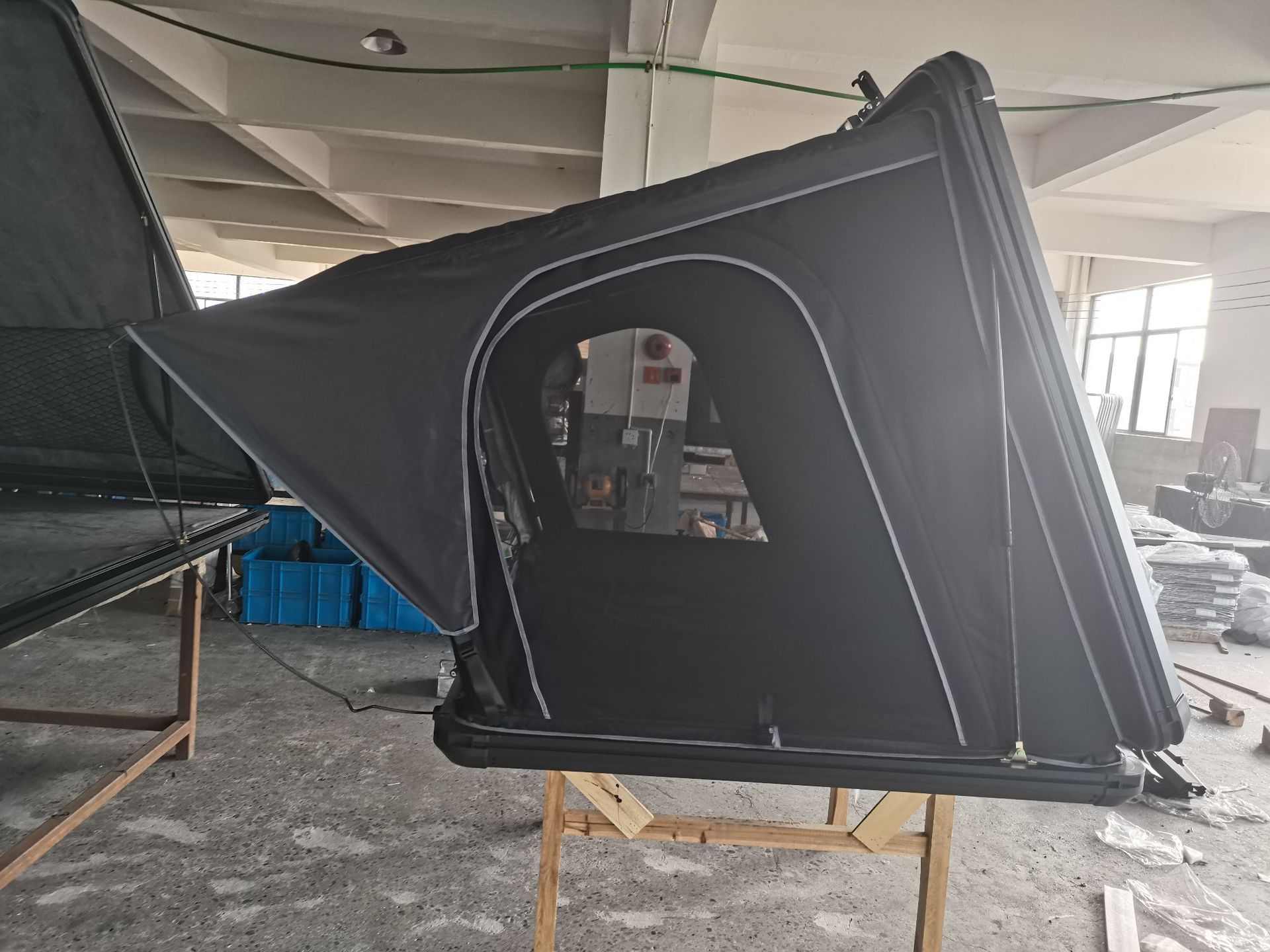 New aluminum alloy hard roof tent side opening free construction quick opening automatic large space car tent waterproof