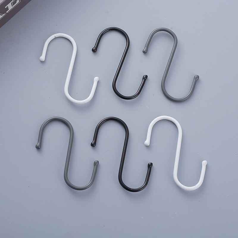 Iron S-Shaped Hook Black White Clothes Hook Supermarket S Hook Multi-Purpose Kitchen Dormitory Hanging Bag Clothes Towel Hook