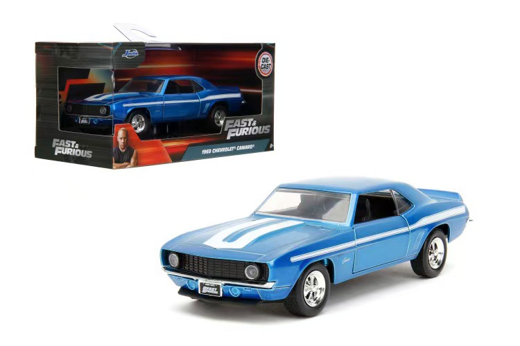 JADA auténtico velocidad y pasión 1: 32 Toyota simulación de aleación modelo de automóvil adornos juguetes coleccionables pueden ser distribuidos