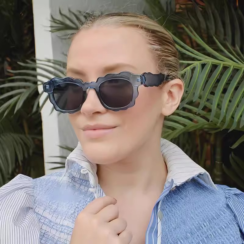 Transfronterizo nuevo personalizado flor ola borde gafas de sol pequeño marco cuadrado moda desgaste esencial gafas de sol