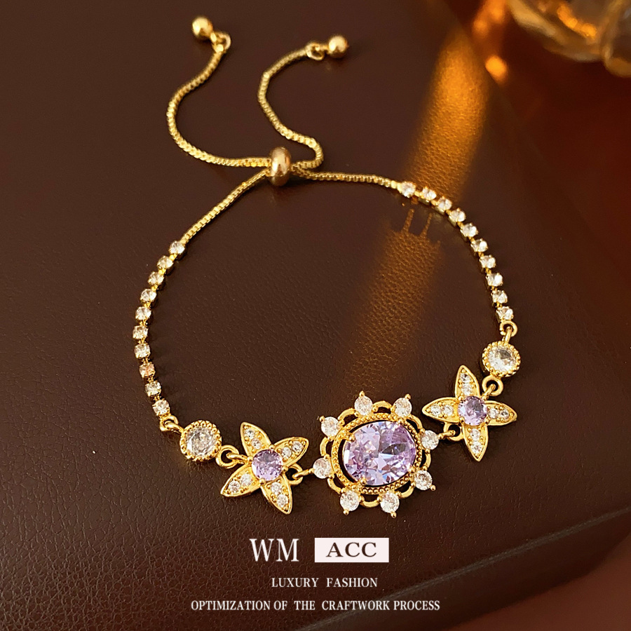Medieval vintage flor de zircón conjunto de lujo ligero de alta sensación de joyería de corte retro exquisita joyería versátil