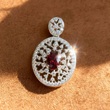 2025�¿���ɫ��ʯ�ʌ����� Ů�p���F���OӋ���|�ٴ����ֱ��ͬ��