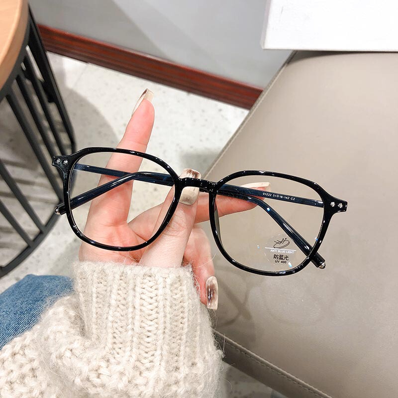 A pair of glasses 51 frame color value online male and female personality Joker can be equipped with myopia can prevent blue red book 01222. A pair of glasses 51 frame color value online male and female personality Joker can be equipped with myopia can prevent blue red book 01222.