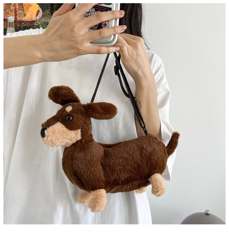 Women's Small Plush Animal Cute Streetwear Cylindrical Zipper Shoulder Bag Crossbody Bag display picture 3