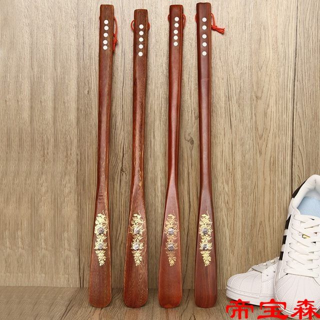 solid wood shoehorn Super long the elderly Long handle household Shoes Handle Shoehorn Grilled shoes Downpipe