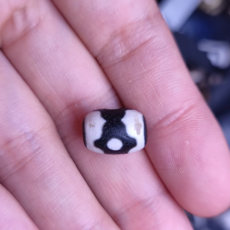 三眼虎牙天珠玛瑙散珠自然风化文玩桶珠老型项链配珠顶珠散珠继灿|undefined