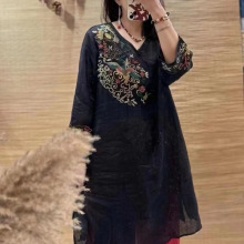 2025夏季棉麻连衣裙中国风刺绣大码女装高档宽松新款上衣中长袖薄