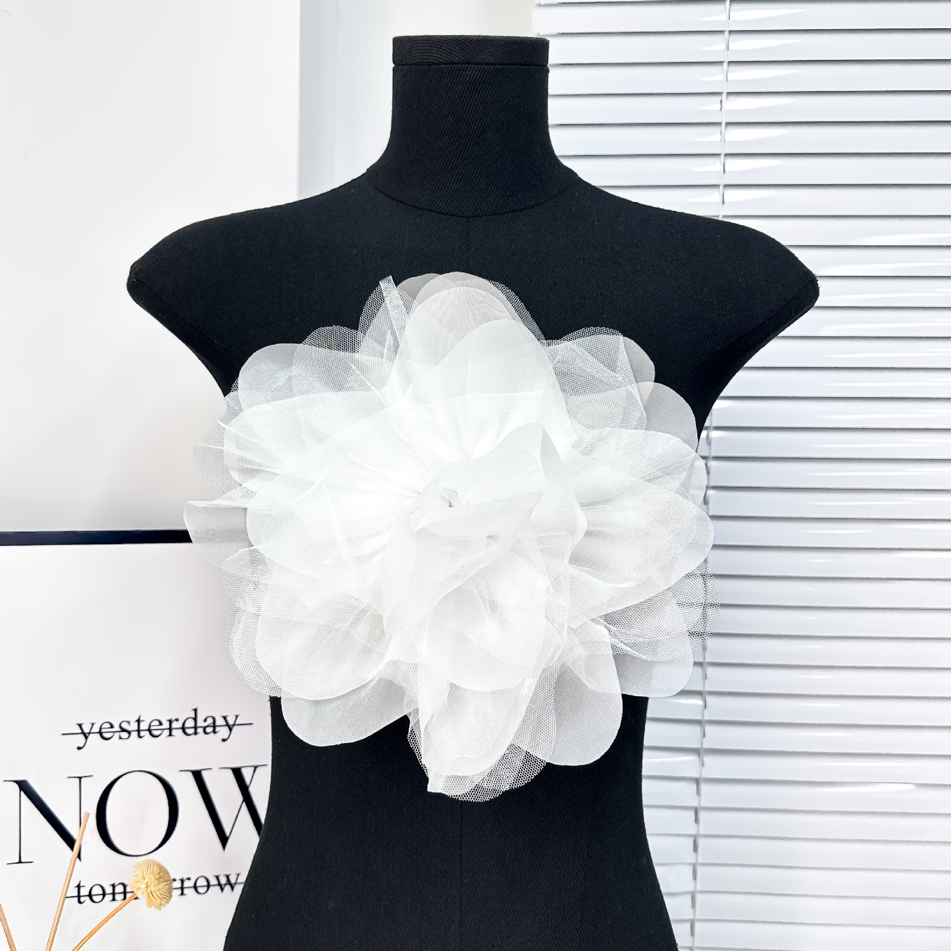 27cm hilo de malla plegada francesa gran flor flor hecha a mano accesorios de ropa accesorios de decoración broche accesorios al por mayor