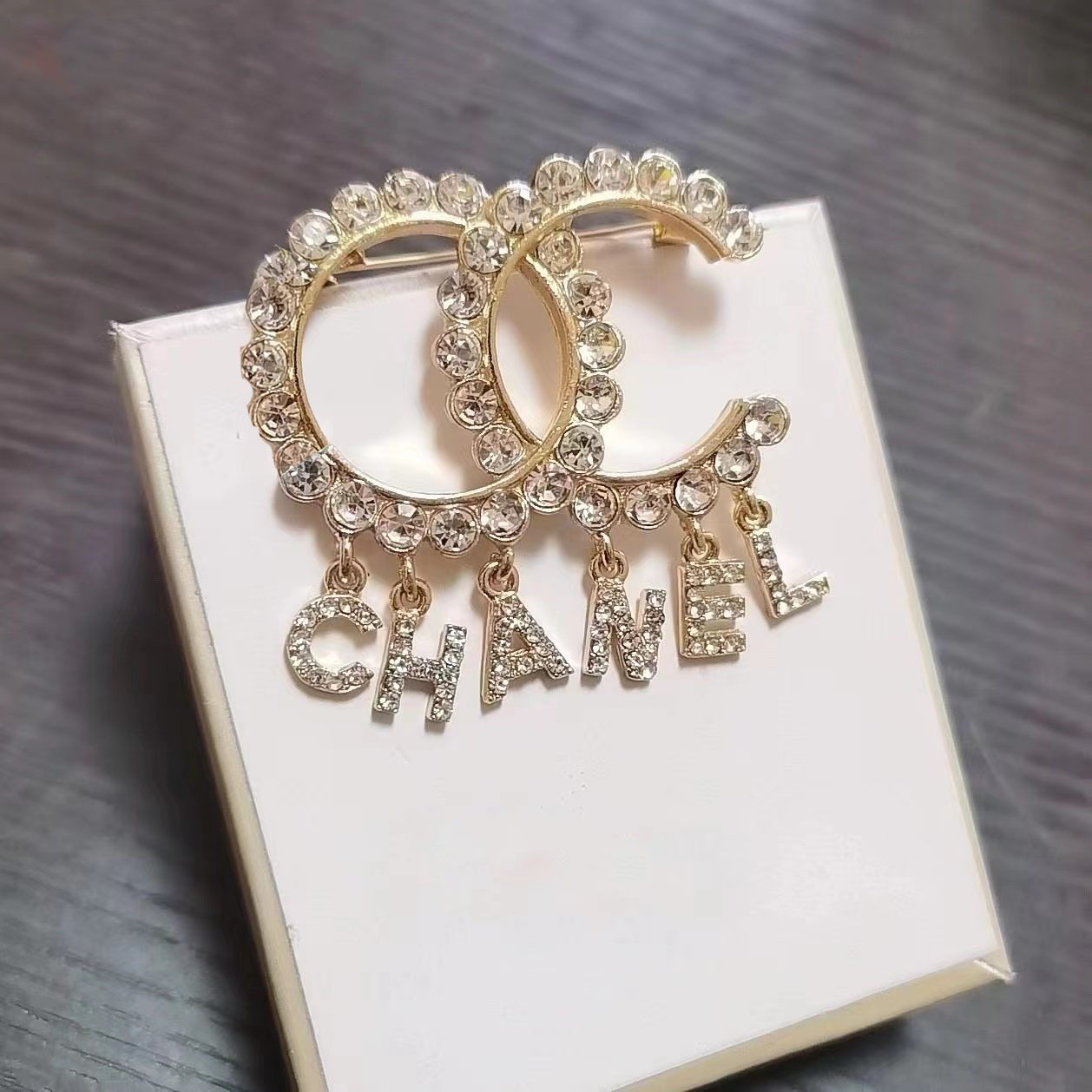 Tweed Style Luxury Brooch Women's High-End Retro Atmospheric Camellia Corsage Japanese and Korean Fashion Accessories