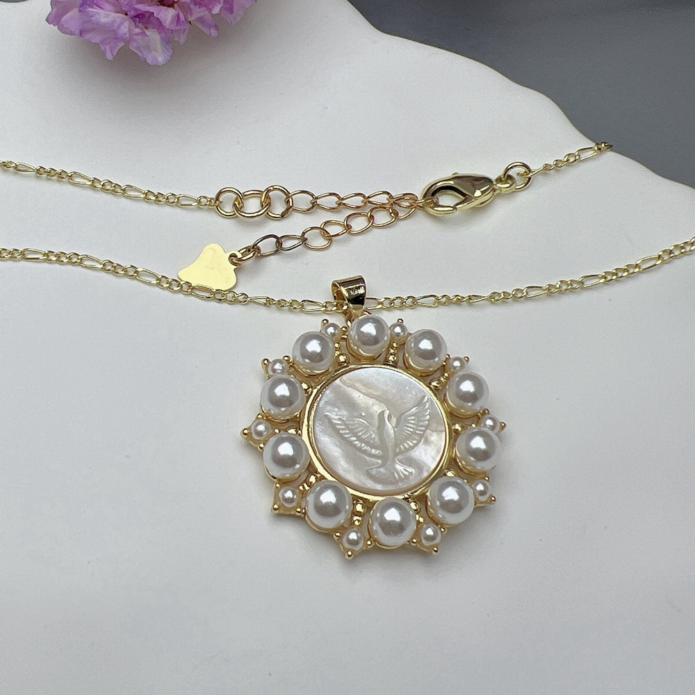 Style Simple Rond Le Cuivre Incruster Perle Pendentif display picture 2