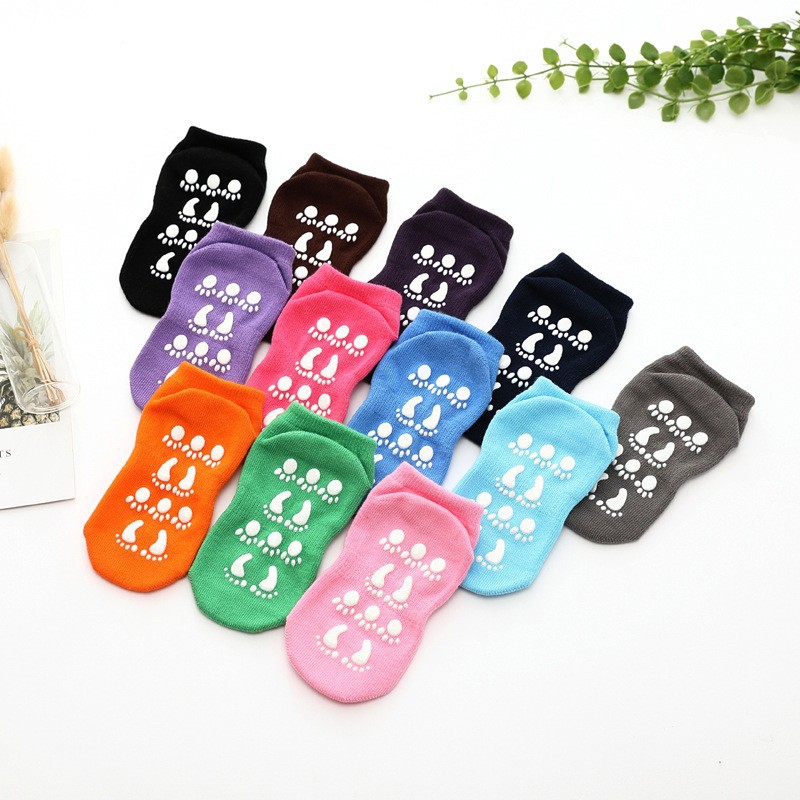 Wholesale children's floor socks anti-slip socks early education trampoline socks yoga socks dispensing anti-slip socks children's amusement park socks