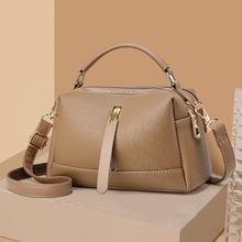 �ɐ�Ůʿ������������y��С��������r������������Ů�μ�б���