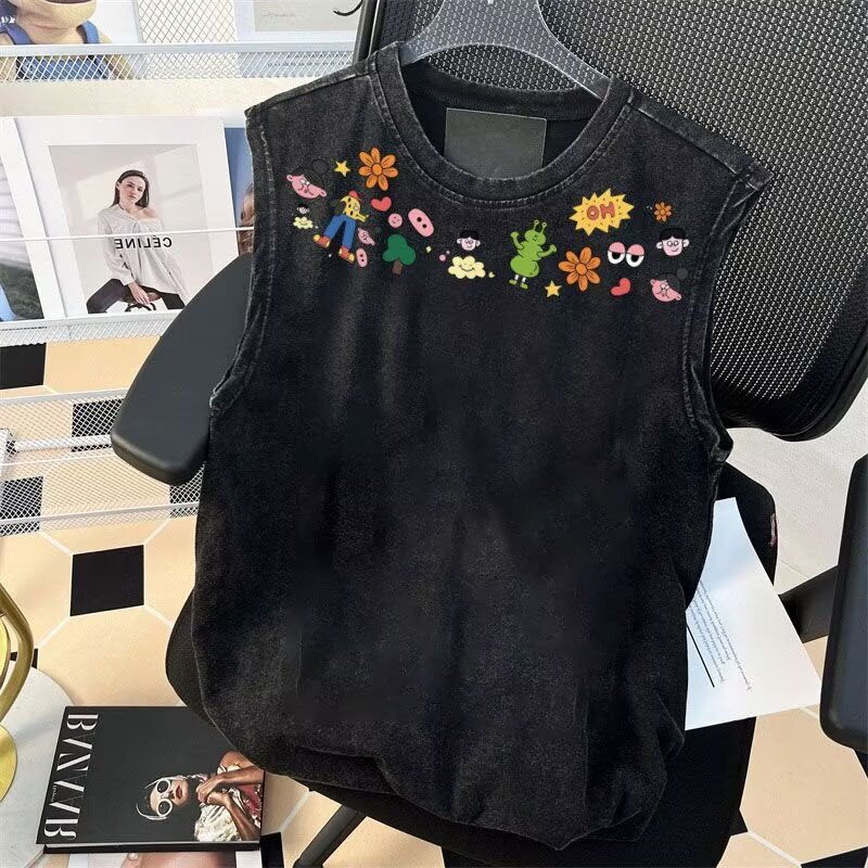 2025 Summer Unbranded Foreign Trade Milk Silk Vintage Style Vest Hong Kong Fashion Fun Print Cute Style Tank Top 2025 Summer Unbranded Foreign Trade Milk Silk Vintage Style Vest Hong Kong Fashion Fun Print Cute Style Tank Top
