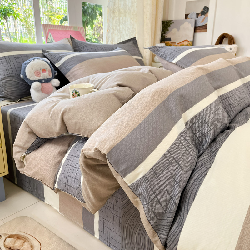 100 Cotton Four-Piece Set New Cute Simple Pure Cotton Quilt Cover Bed Three-Piece Set Bed Bed Sheets Student Dormitory