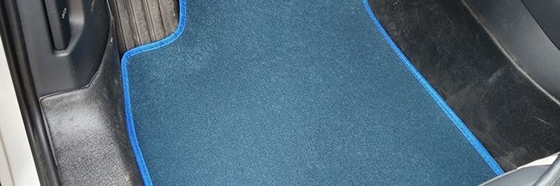 Car mat for cleaning, anti-slip, anti-dirt, easy to clean, full protection mat, TPE wrap-around mat, suitable for cars, with a velvet surface