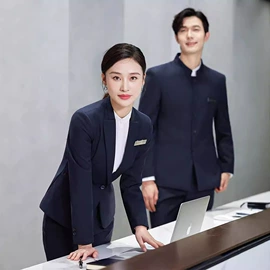 职业女裤套装;女式衬衫;男式西服套装