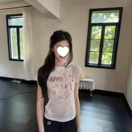 韩版复古涂鸦彩绘印花短袖t恤女2026夏季甜辣妹修身显瘦短款上衣