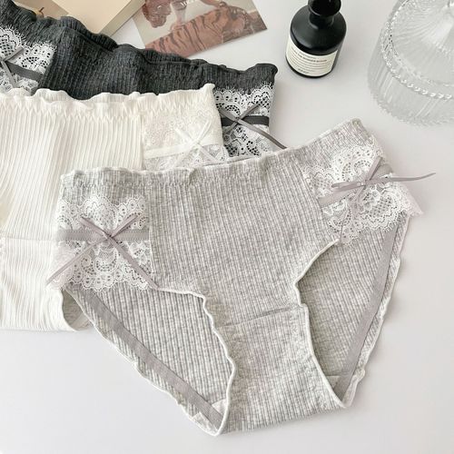 Miu-style aesthetic ~ Japanese pure desire style girl lace underwear for women, pure cotton full cotton crotch sexy middle waist triangle pants