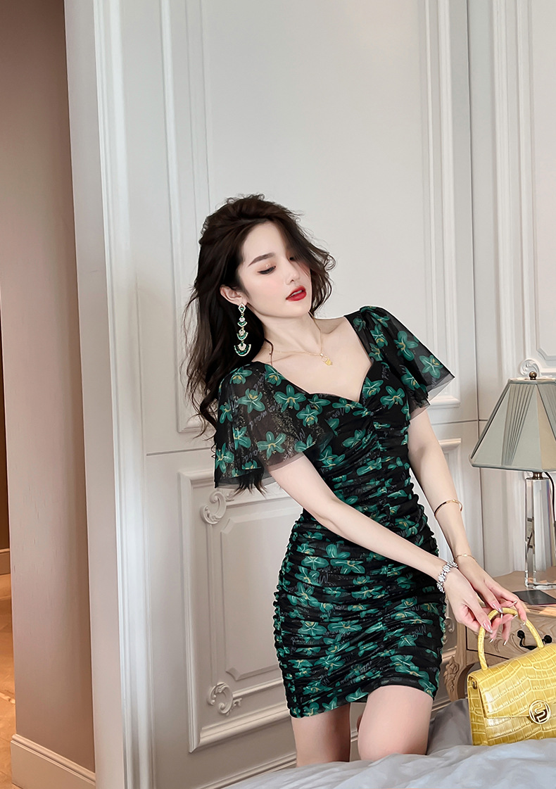 B5999 1060K VÁY ĐẦM LIỀN THÂN NỮ CHOTDNG MÙA HÈ PHỤC CỔ CỔ ĐIỂN HỌA TIẾT HOA CỔ CHỮ V THỜI TRANG NỮ G03 SẢN PHẨM MỚI