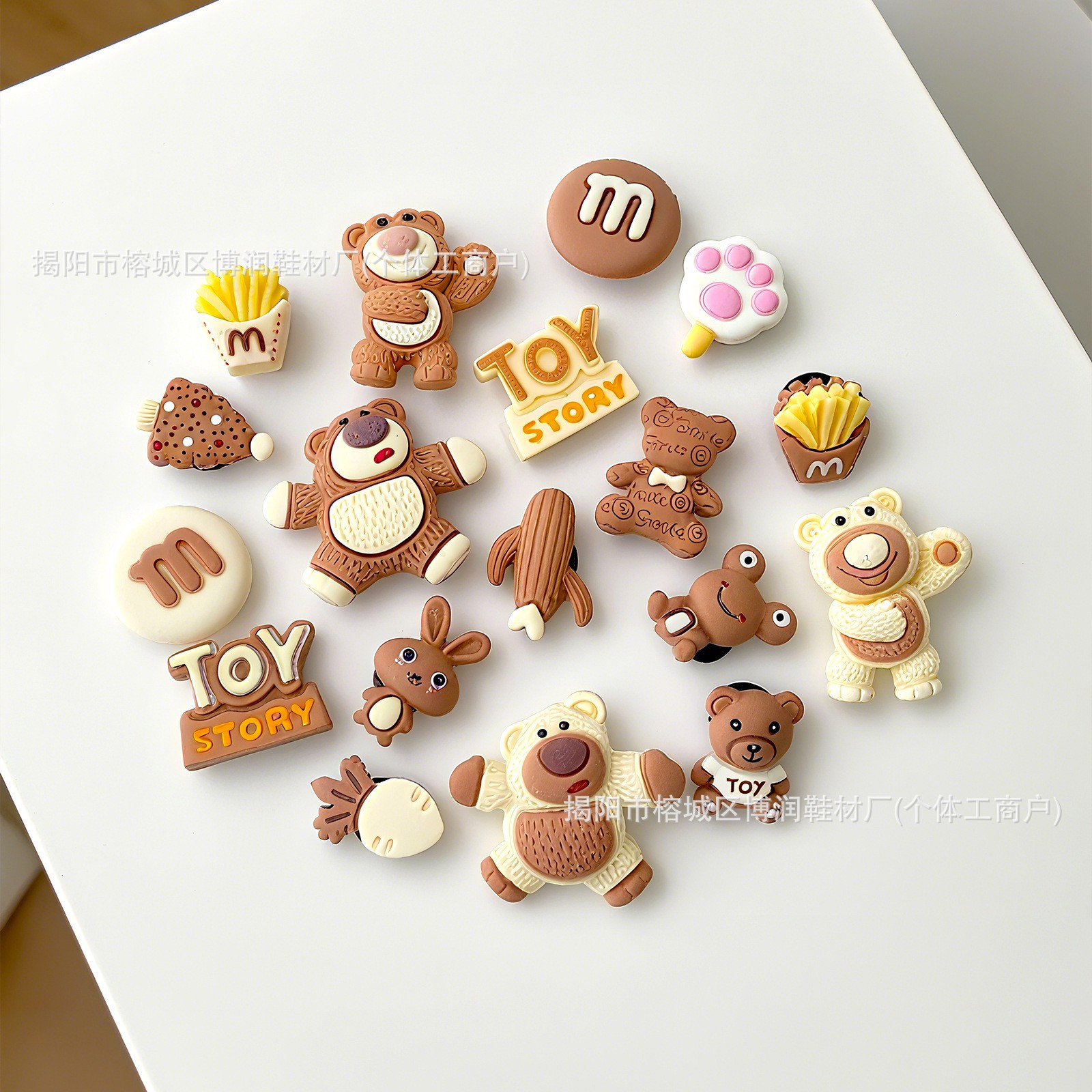 재미있는 초콜릿 곰돌이 (단추 부착형, 바로 사용 가능)