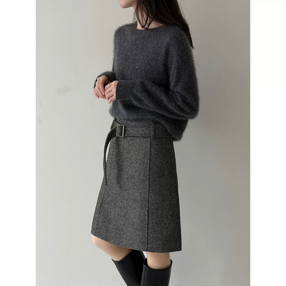 鹿西 复古高腰气质显瘦毛呢半身裙女冬新款腰带百搭宽松短裙1776