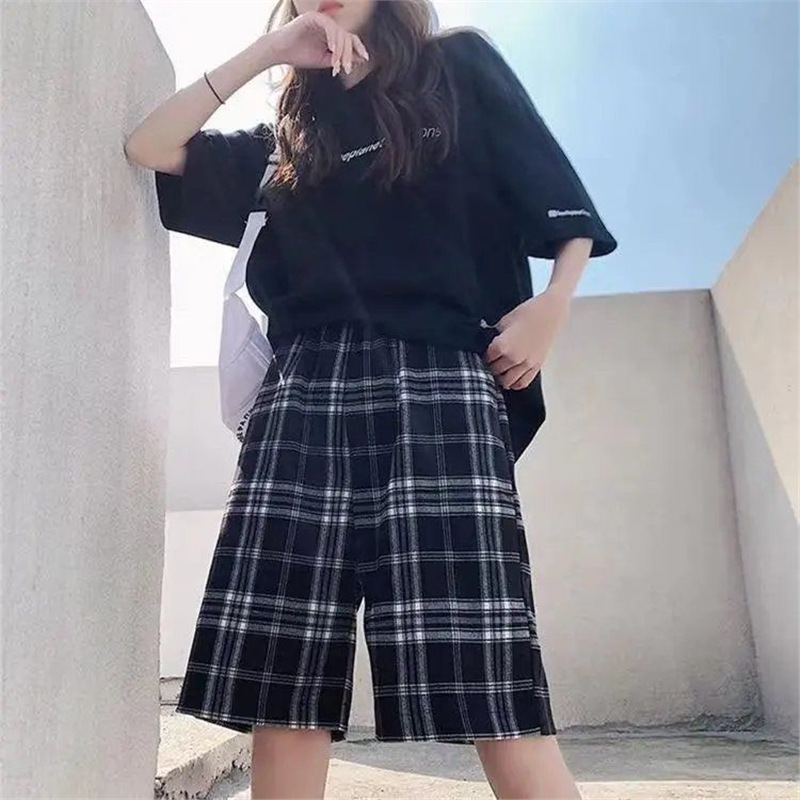 格子短裤女夏季薄款宽松显瘦运动学生休闲百搭潮流裤子女2021新款