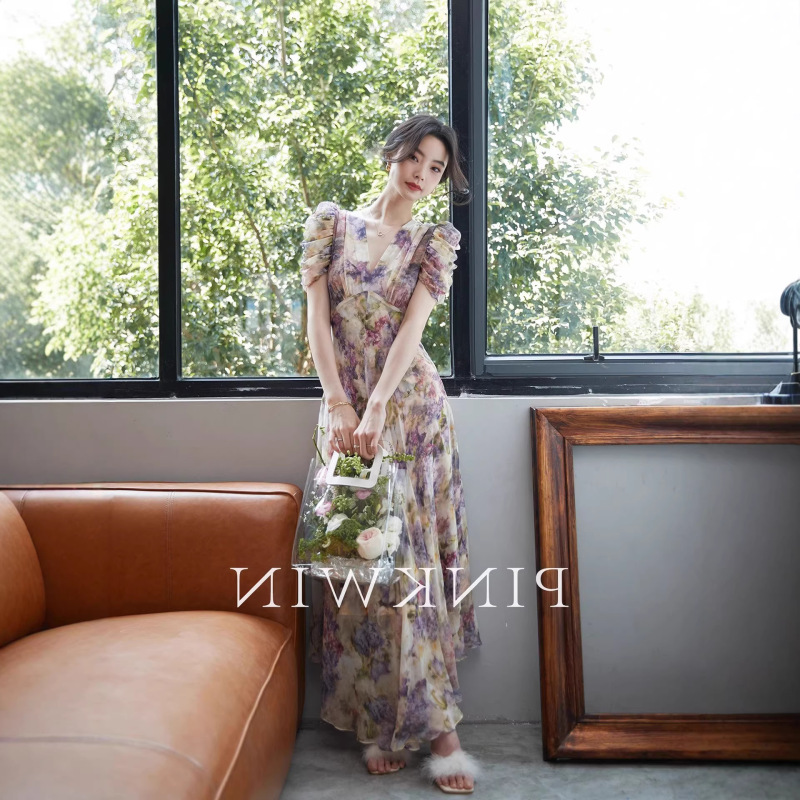 2026 Spring/Summer Beautiful Silk French Style High-End Niche Waist-Cinching Elegant Mulberry Silk Floral Dress for Women 2026 Spring/Summer Beautiful Silk French Style High-End Niche Waist-Cinching Elegant Mulberry Silk Floral Dress for Women