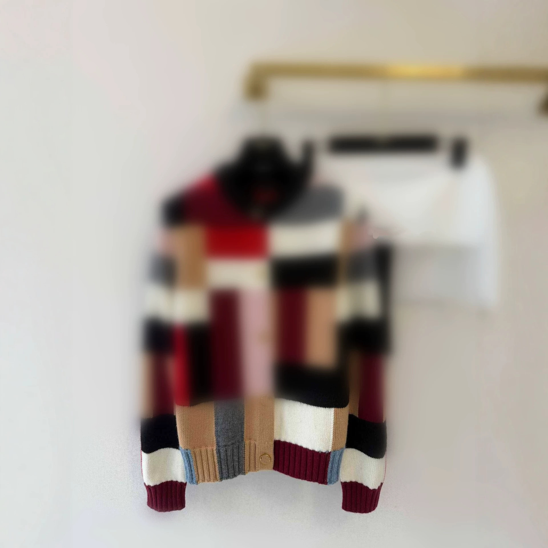 Shenzhen Nanyou CH brand~Premium~version 26 early autumn new style color-blocked striped round-neck knitted long-sleeve cardigan