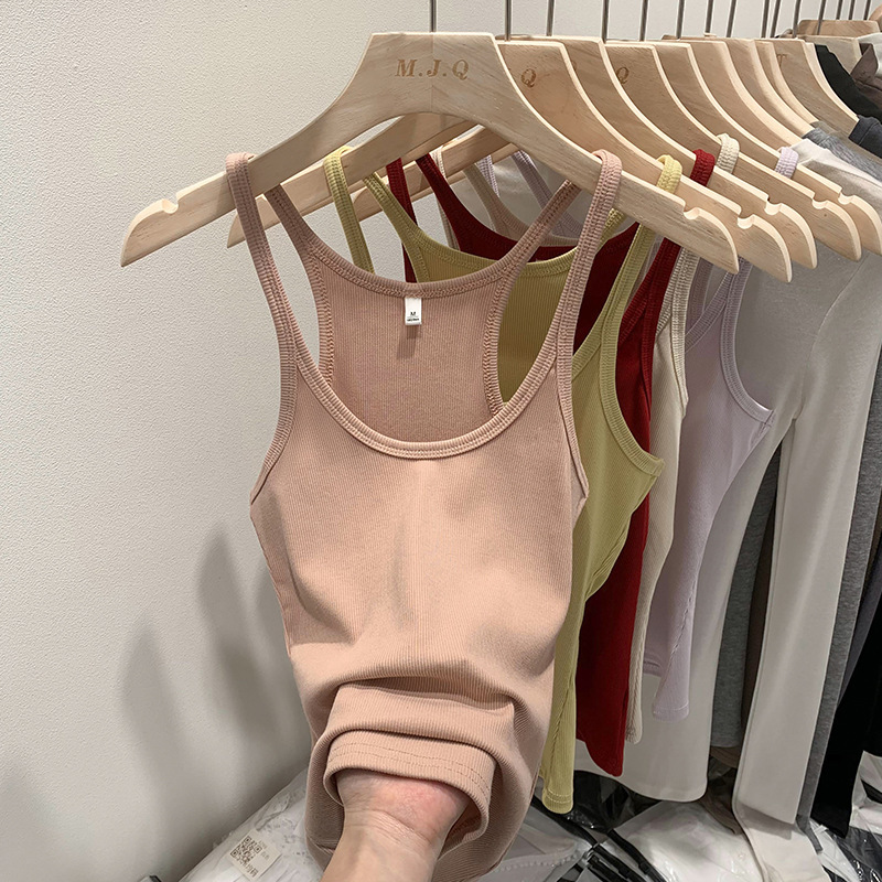 European-Style In-Stock Hot Girl Knit Camisole for Women, Summer 2026 Slim Fit Short Sleeveless Top for Outerwear