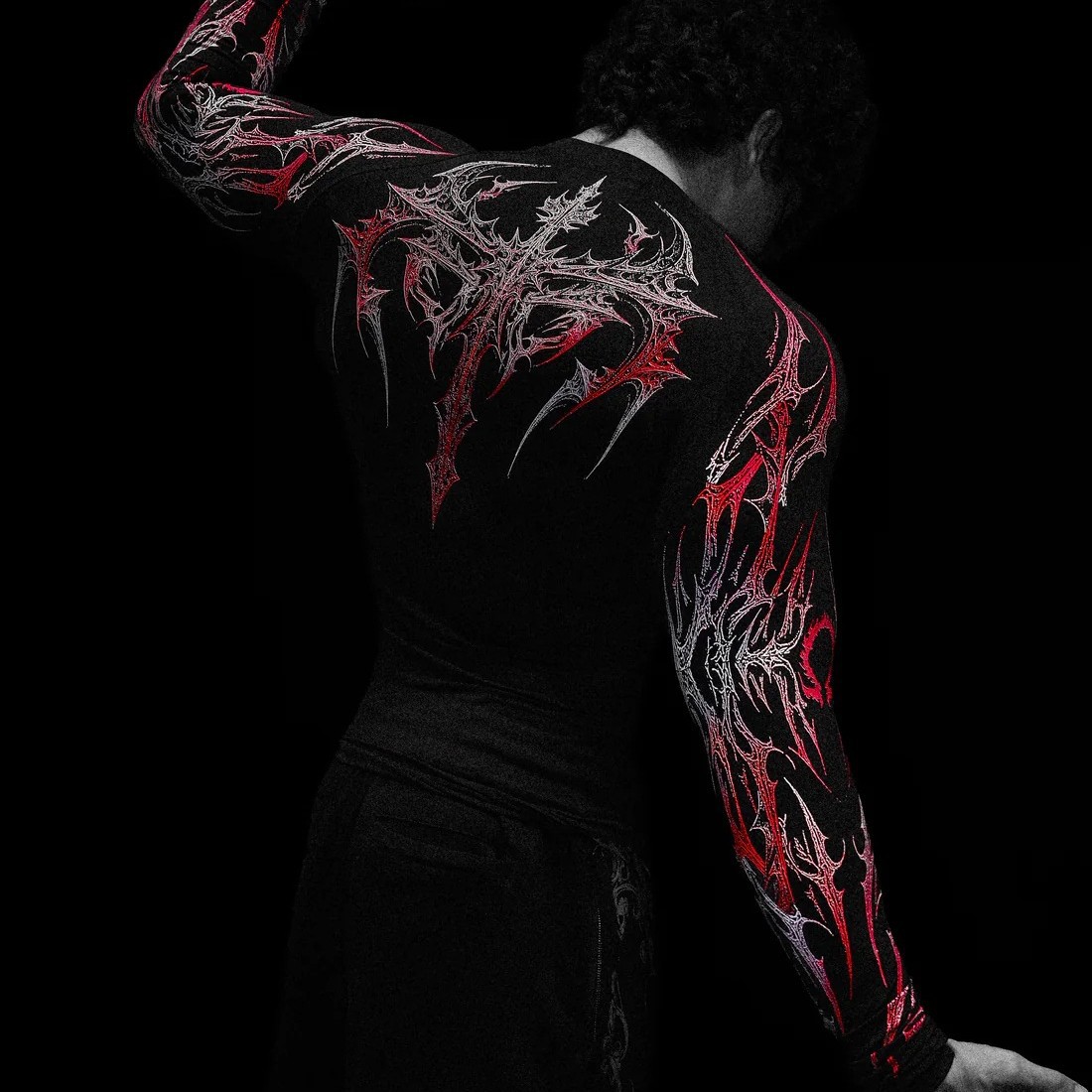 Men's Slim Fit Long Sleeve Workout Shirt Quick Dry Thermal Top with Metallic Floral Print Streetwear Gym T-Shirt for Training_viptrois.com