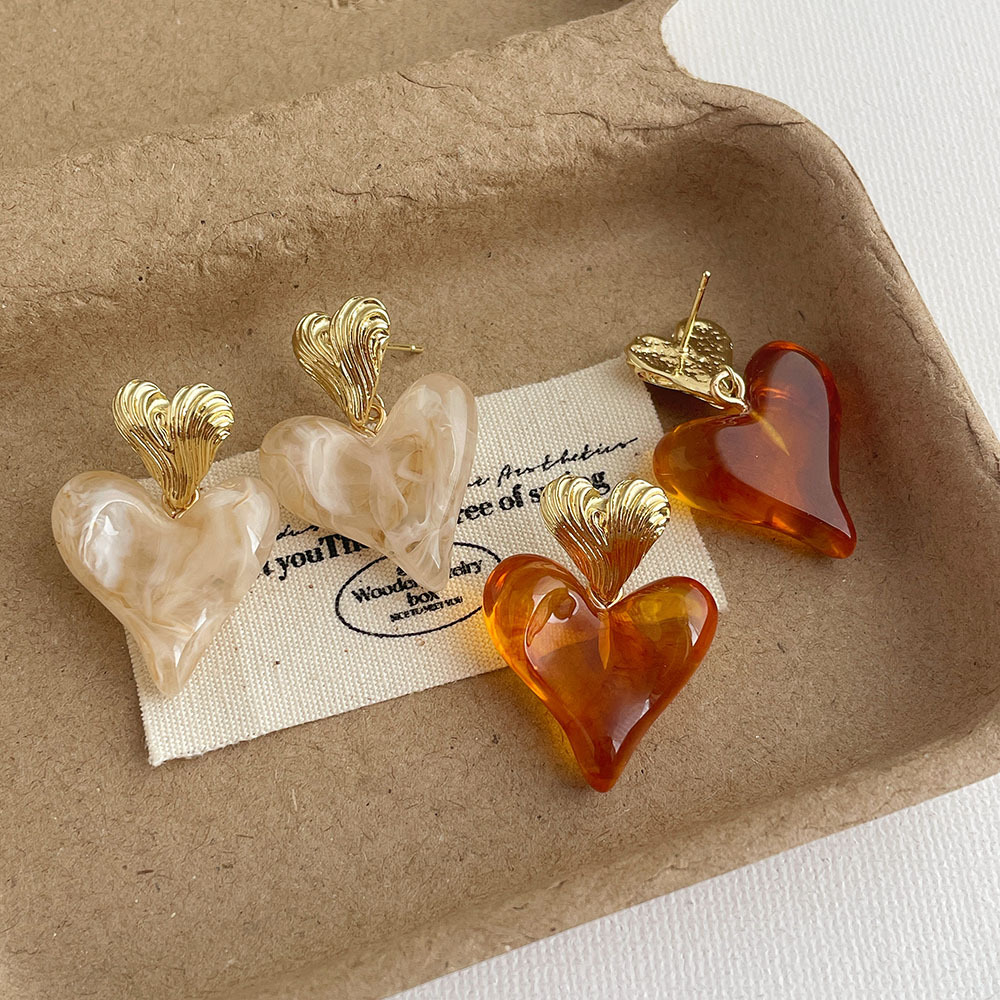 11g Weight 925 Sterling Silver Ear Needle Material Drop Earrings Classification 1 Pair Quantity Daily Occasion Resin, Copper Alloy Material Heart Shape Pattern Women's Gender Plating Design Vintage Style, Sweet Style 1 Pair Vintage Style Sweet Heart Shape Plating Resin Copper Alloy Drop Earrings 4