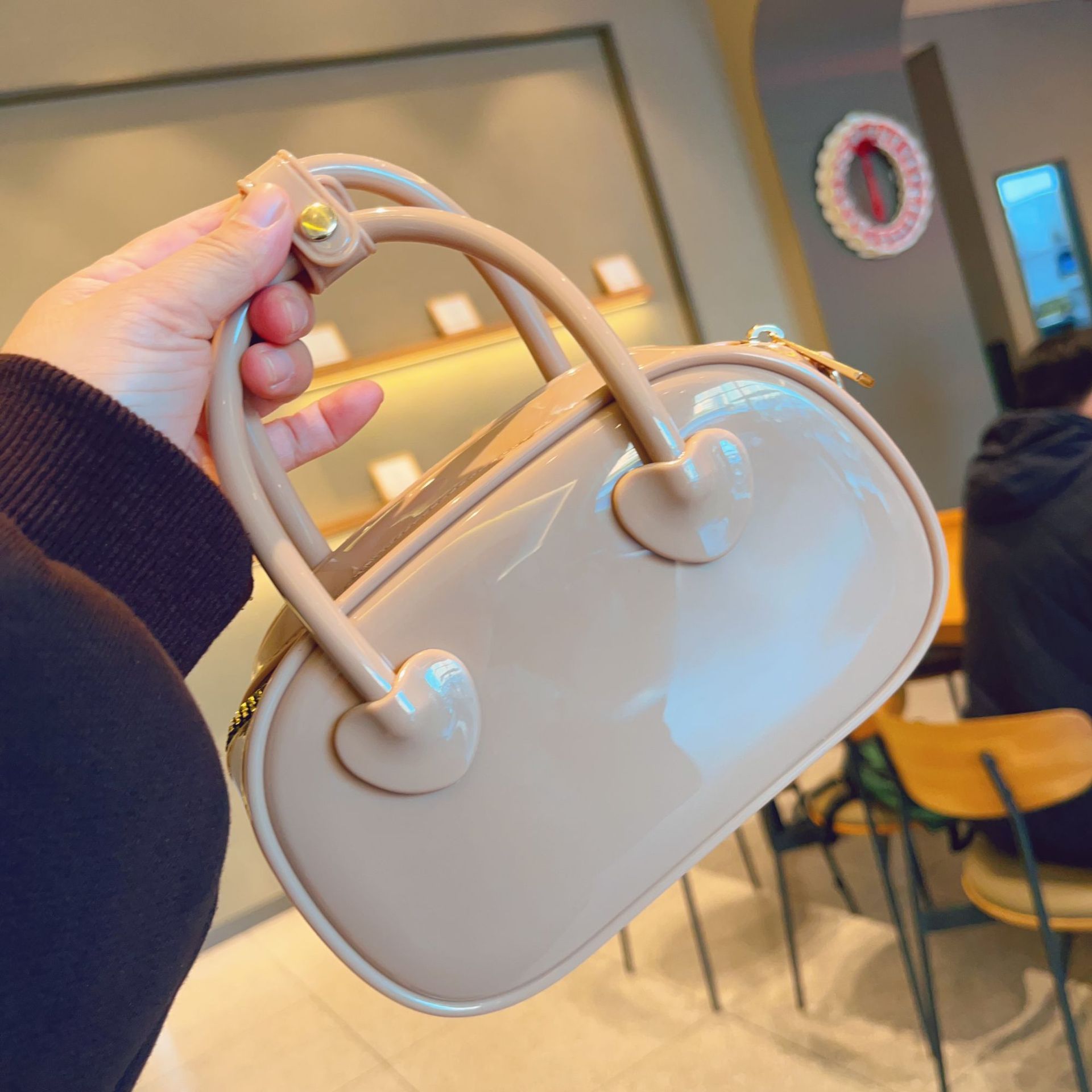 2025 New PVC jelly bag, summer candy color, single-shoulder crossbody mini bag, fashionable hand-held pillow women's bag undefined