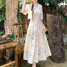 新品套装夏季新款2026亲肤复古印花盘扣吊带裙碎花连衣裙两件套