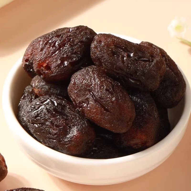 三蒸し、三日干し、黄耆蒸し、皮をむいて種を取り除いたデーツ、すぐに食べられる砂糖漬けの赤いデーツ、食欲を満たすスナック|undefined