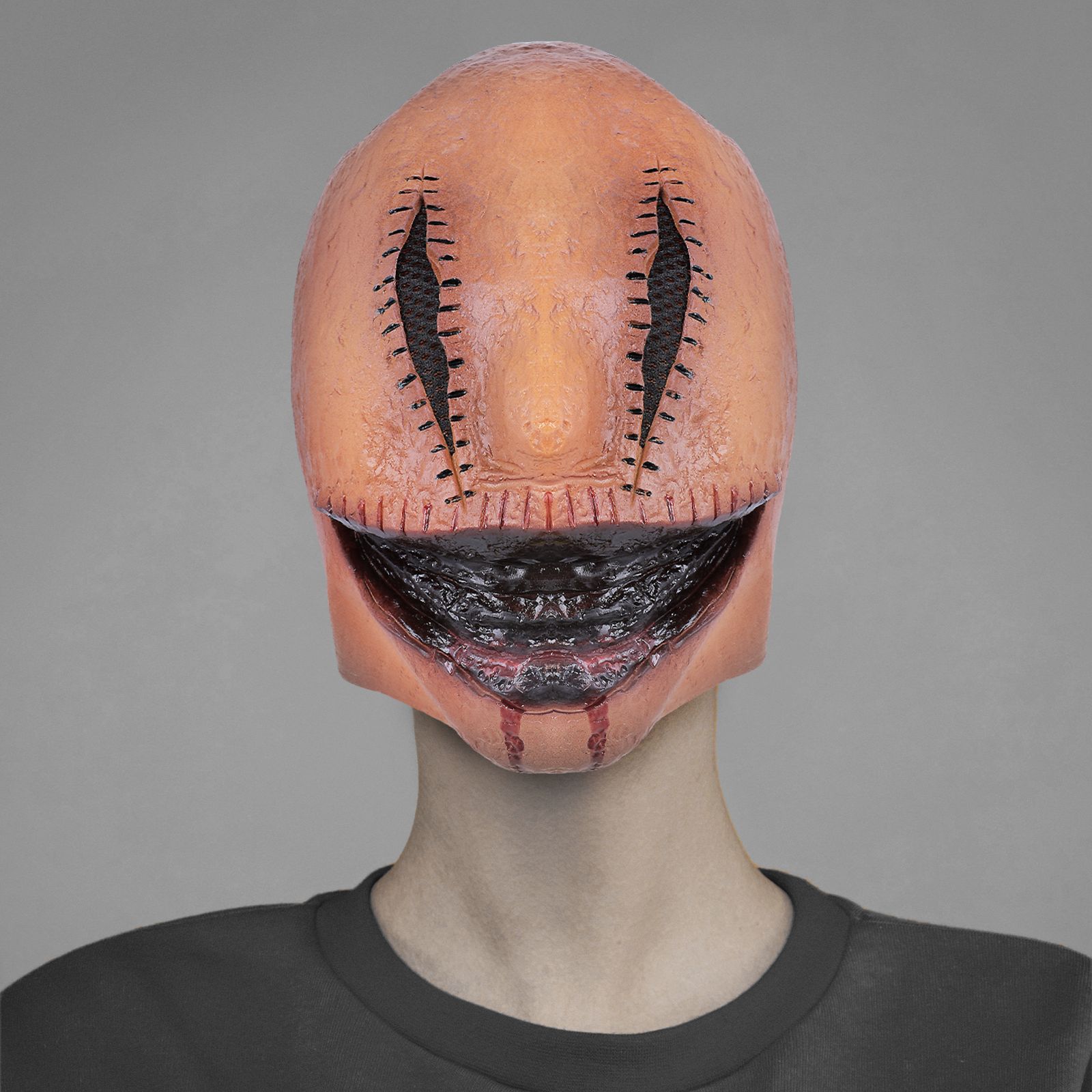 maschera da fantasma sorridente assassino copricapo in lattice di Halloween casa infestata orrore stanza segreta oggetti di scena_voghion.com