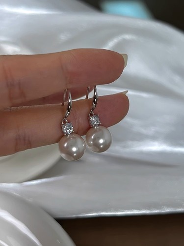 Fangtangjia classic zirconium diamond Austrian Shijia pearl ear hooks high-end light luxury earrings