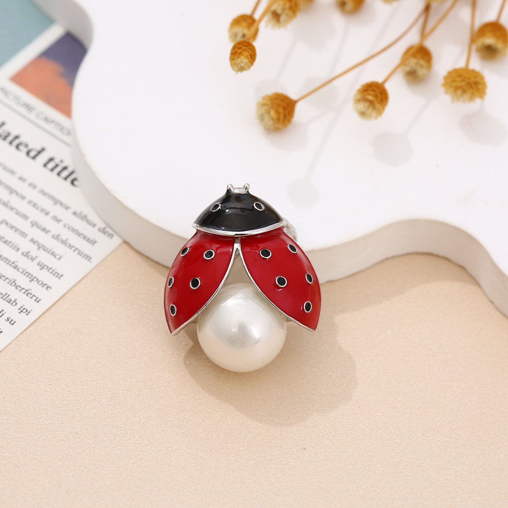 Insect Pattern Elegant Cute Pin Insect Alloy Zircon Unisex Brooches