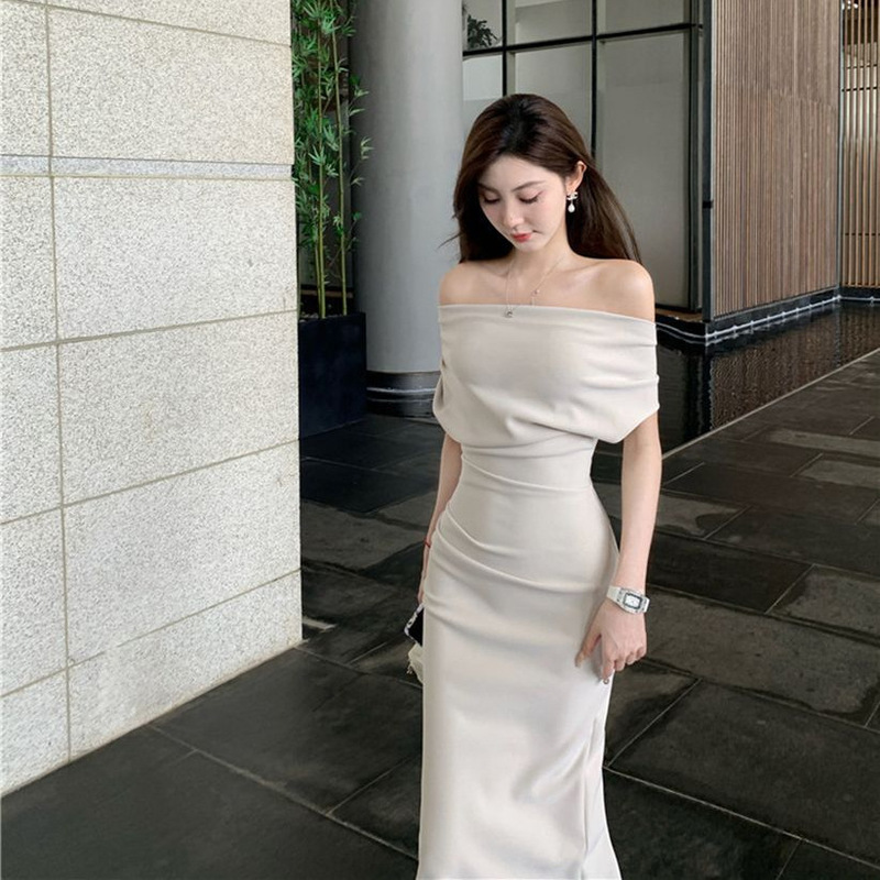 Off-The-Shoulder Dress for Women, Spring and Summer, Waist-Cinching, Slimming, Elegant Pleated Dress, French-Style One-Shoulder Sexy Cocktail Dress, Long Dress Off-The-Shoulder Dress for Women, Spring and Summer, Waist-Cinching, Slimming, Elegant Pleated Dress, French-Style One-Shoulder Sexy Cocktail Dress, Long Dress