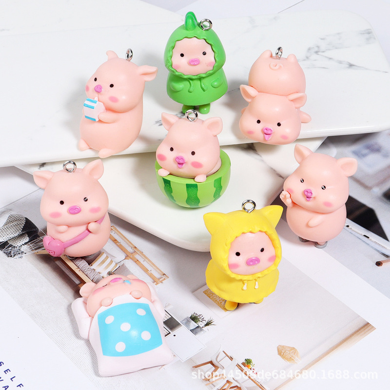 Cartoon simulation three-dimensional watermelon pig pig doll pendant DIY jewelry pendant material wholesale
