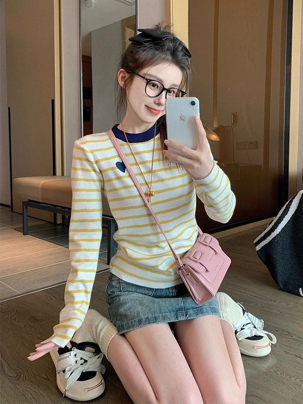 黄色条纹爱心长袖t恤女秋季2025新款设计感短款修身打底衫上衣|undefined