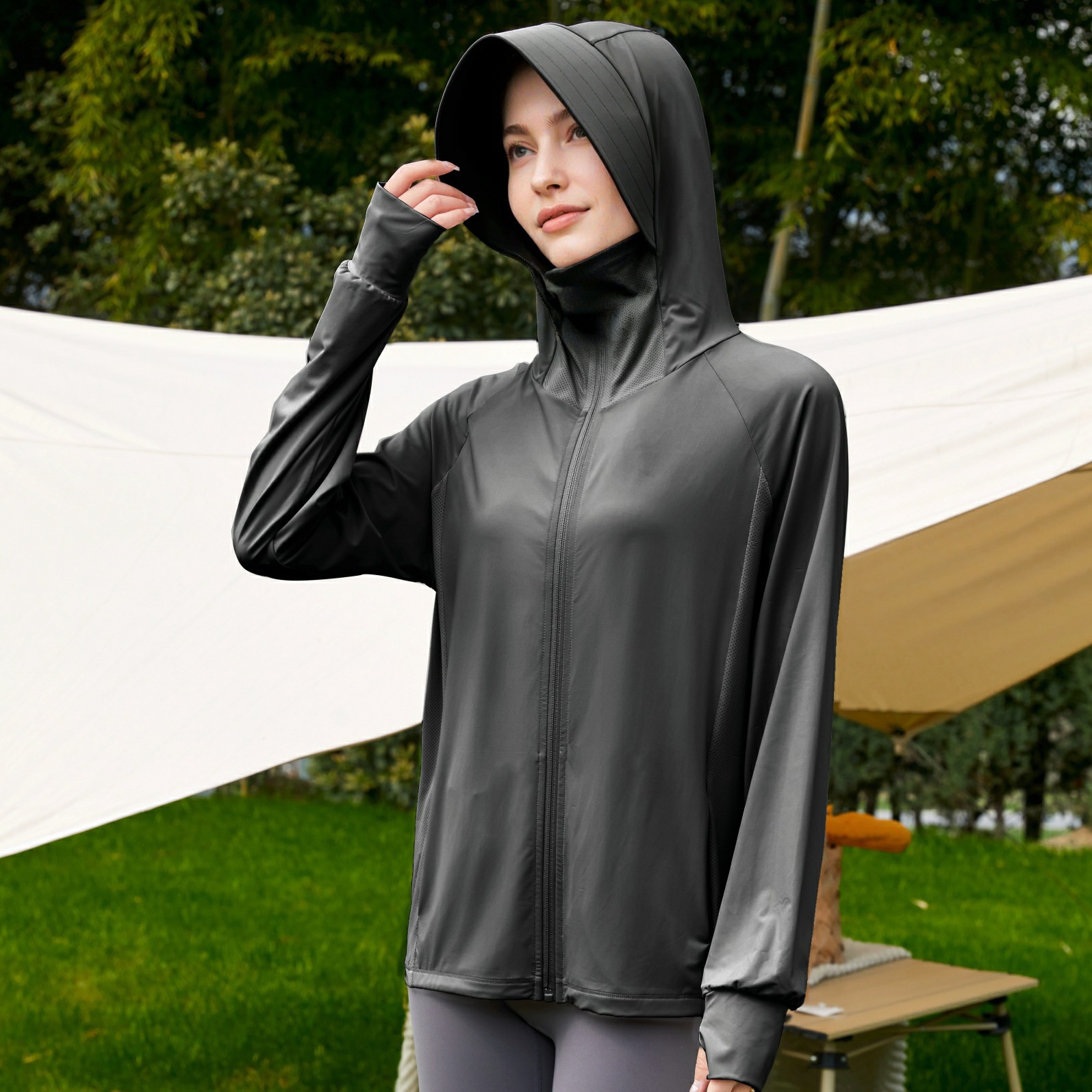 Ropa de protección solar de seda de hielo para mujeres verano 2025 nuevo anti-UV al aire libre ropa de protección solar de alta gama tamaño UPF50 +