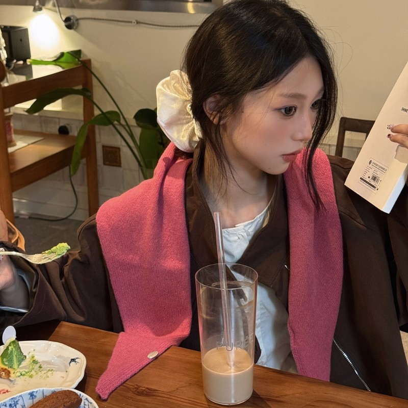 新款100%羊毛高级感纯色三角巾多功能百搭小围巾保暖护颈披肩|undefined