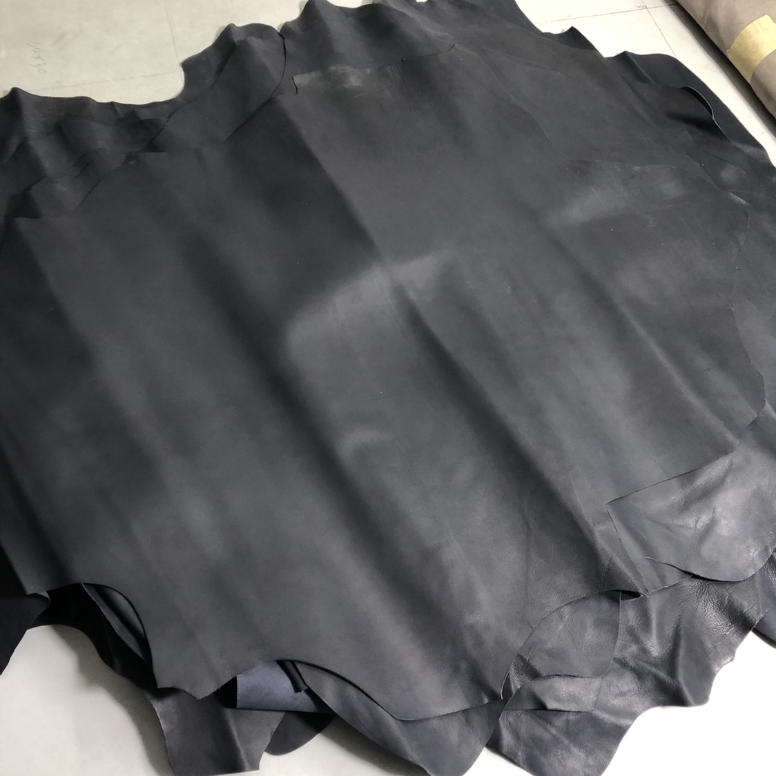 1.0mm进口黑蓝色哑光山羊皮 内里羊皮 小挺 手工真皮DIY皮料