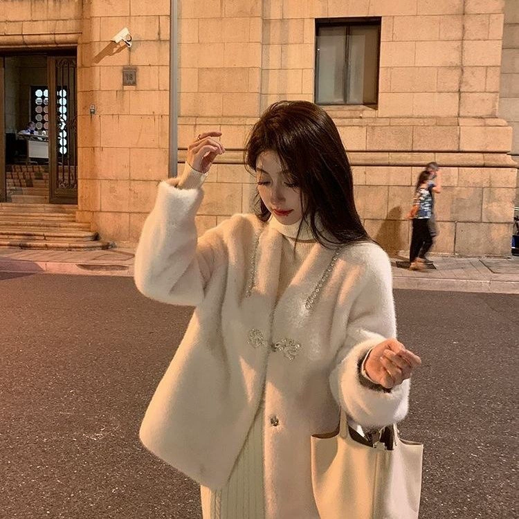 Шуба из меха норки женская, меховая, цельная, новинка 2025 года, зимняя, теплая, модная, универсальная, в стиле «маленький Шанель»