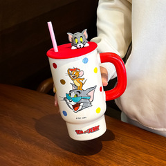 猫とネズミの陶磁器のコップの子供の新型の2024高顔の値のカップルのコップの家庭の事務室のマグカップは蓋があります。