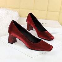 6293 New French Elegant Fashion Single Shoe Square Head Silk Coarse Heel Shallow Mouth Plain Face Middle Heel Commuter Women's Shoes