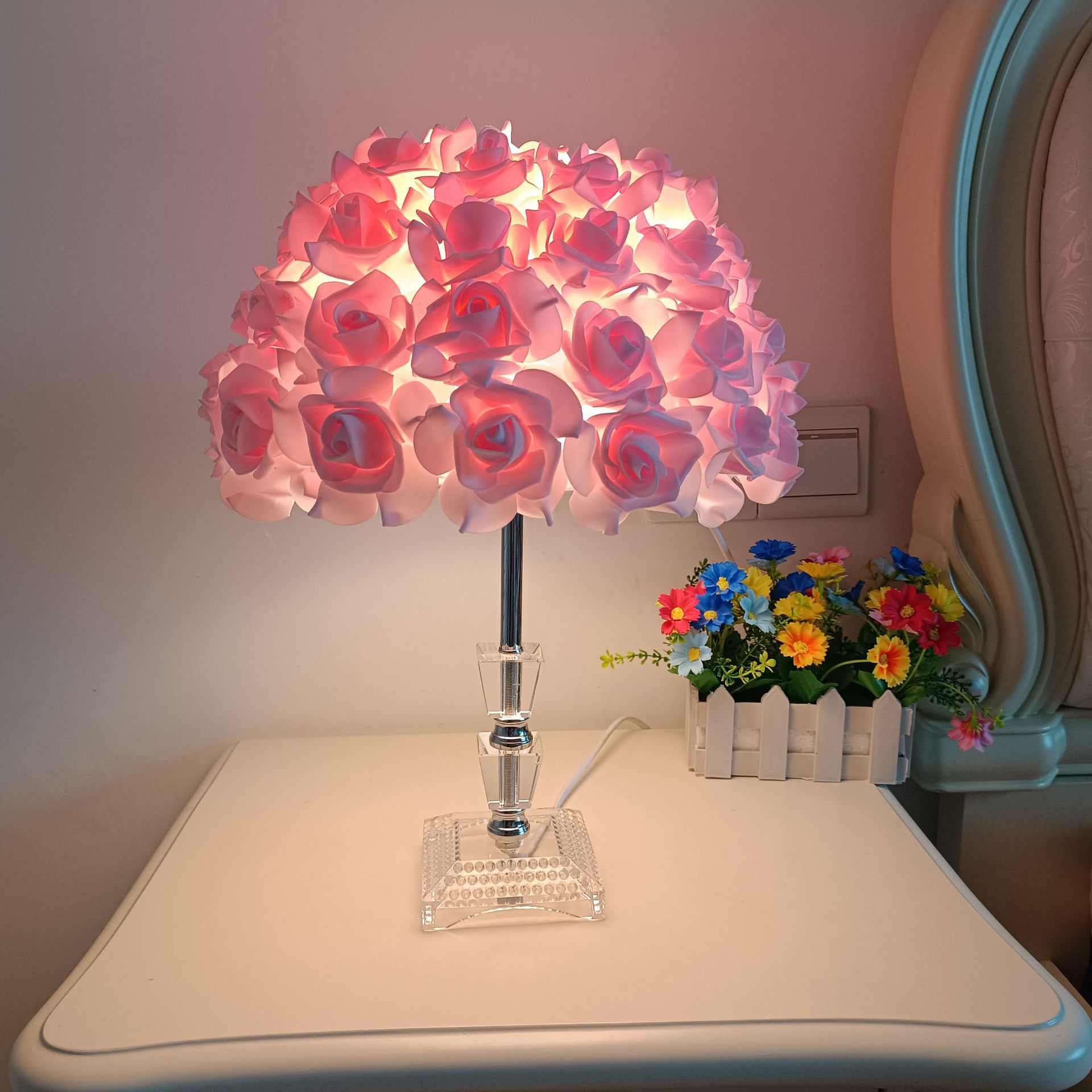 Creative underwater table lamp, fuchsia flashlight for bed, roses