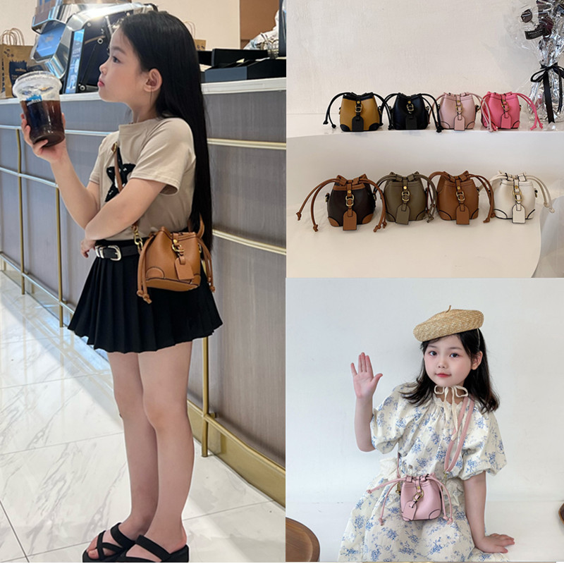 Children's Crossbody Bag for Little Girls, 2024 New Fashion, Trendy and Cute Backpack for Girls, Princess Style with Pouch, Fashionable