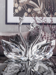 Crystal Swan living room entrance light luxury glass ornaments TV cabinet wine cabinet counter decoration home wedding gift